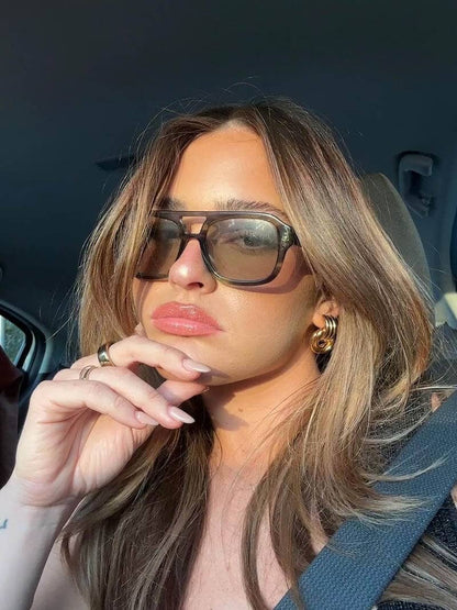 About hoop Earrings Belleza & Glamour 