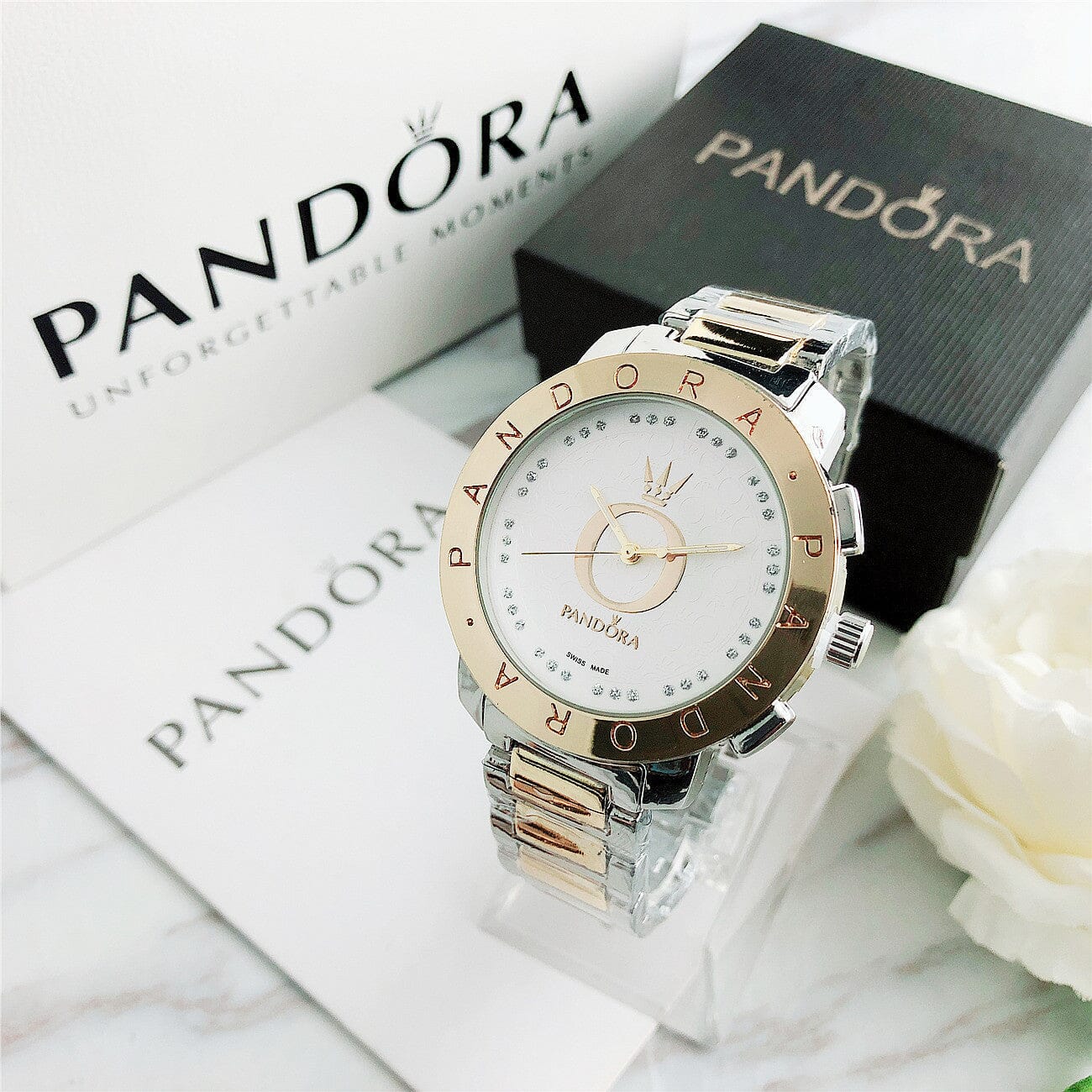 P A N D O R A Classic Glamour + Bracelet Charms Belleza & Glamour Gold White 