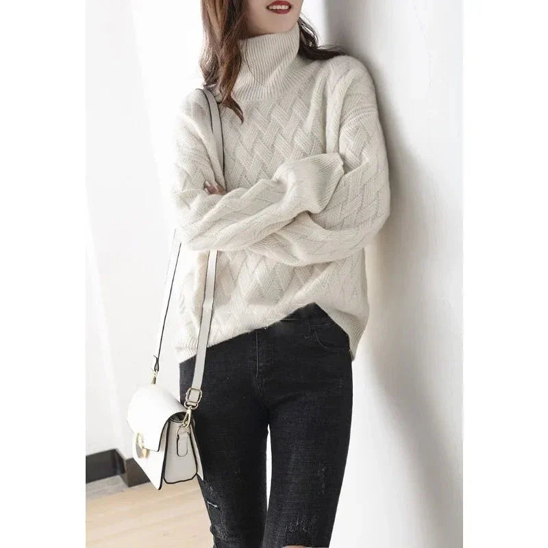 Sophia™ | Graceful Turtleneck Sweater Belleza & Glamour 