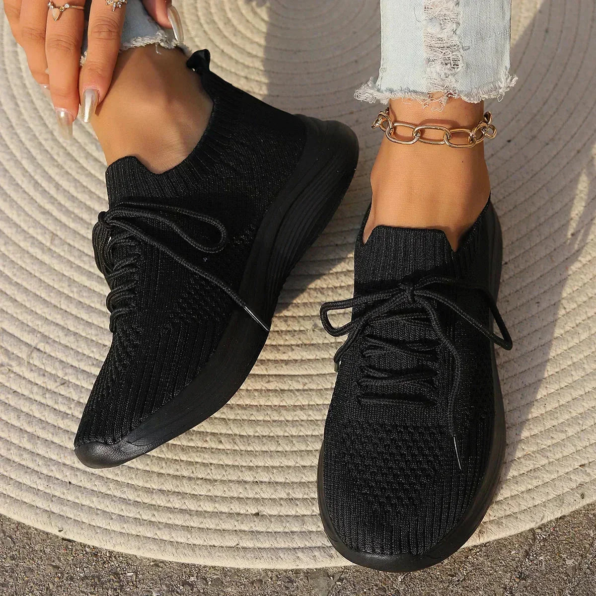 Zara™ | Relaxed Fit Sneakers Shoes Belleza & Glamour Black NZ5 / EU36 